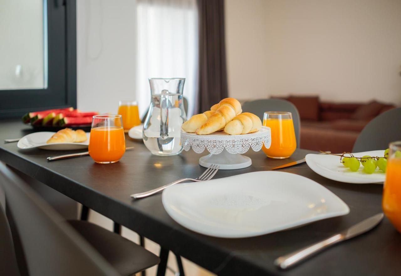 Villa Four Brothers - Penthouse Suite โปดสตรานา ภายนอก รูปภาพ