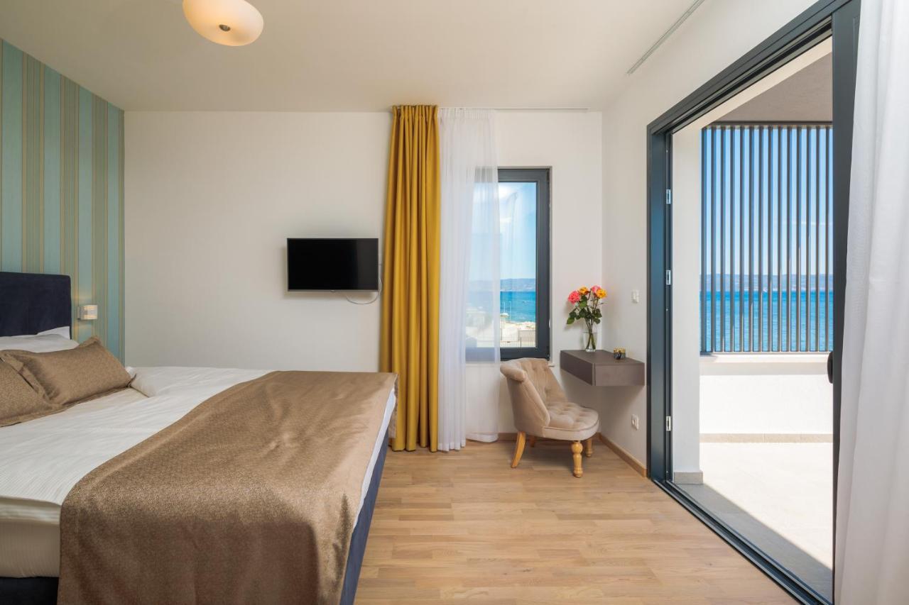 Villa Four Brothers - Penthouse Suite โปดสตรานา ภายนอก รูปภาพ